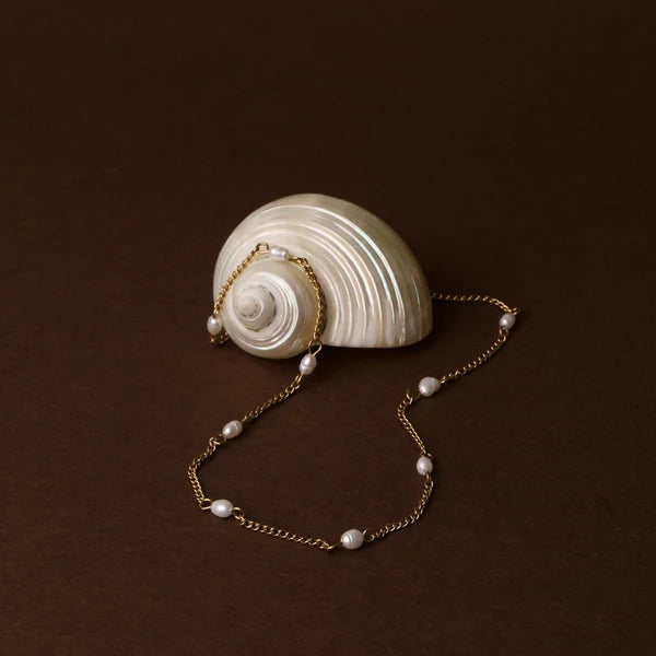 Gold Pearl Necklace