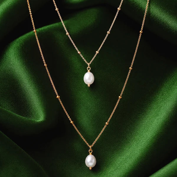 Pearl Pendant Necklaces