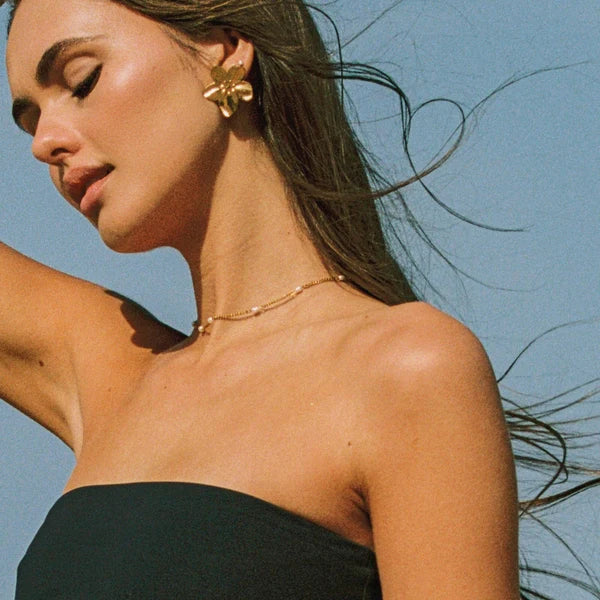 Gold Pearl Necklace
