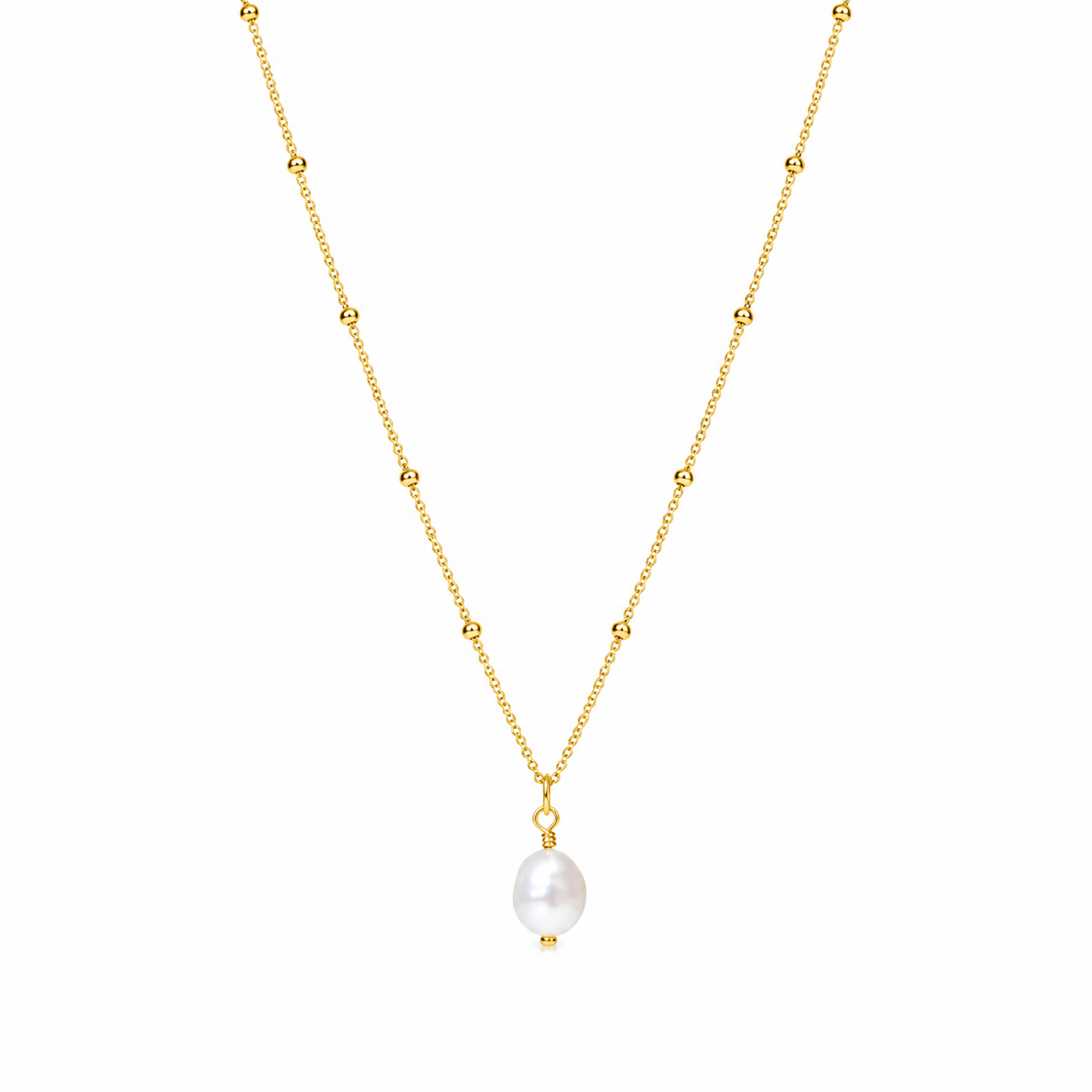 Pearl Pendant Necklaces