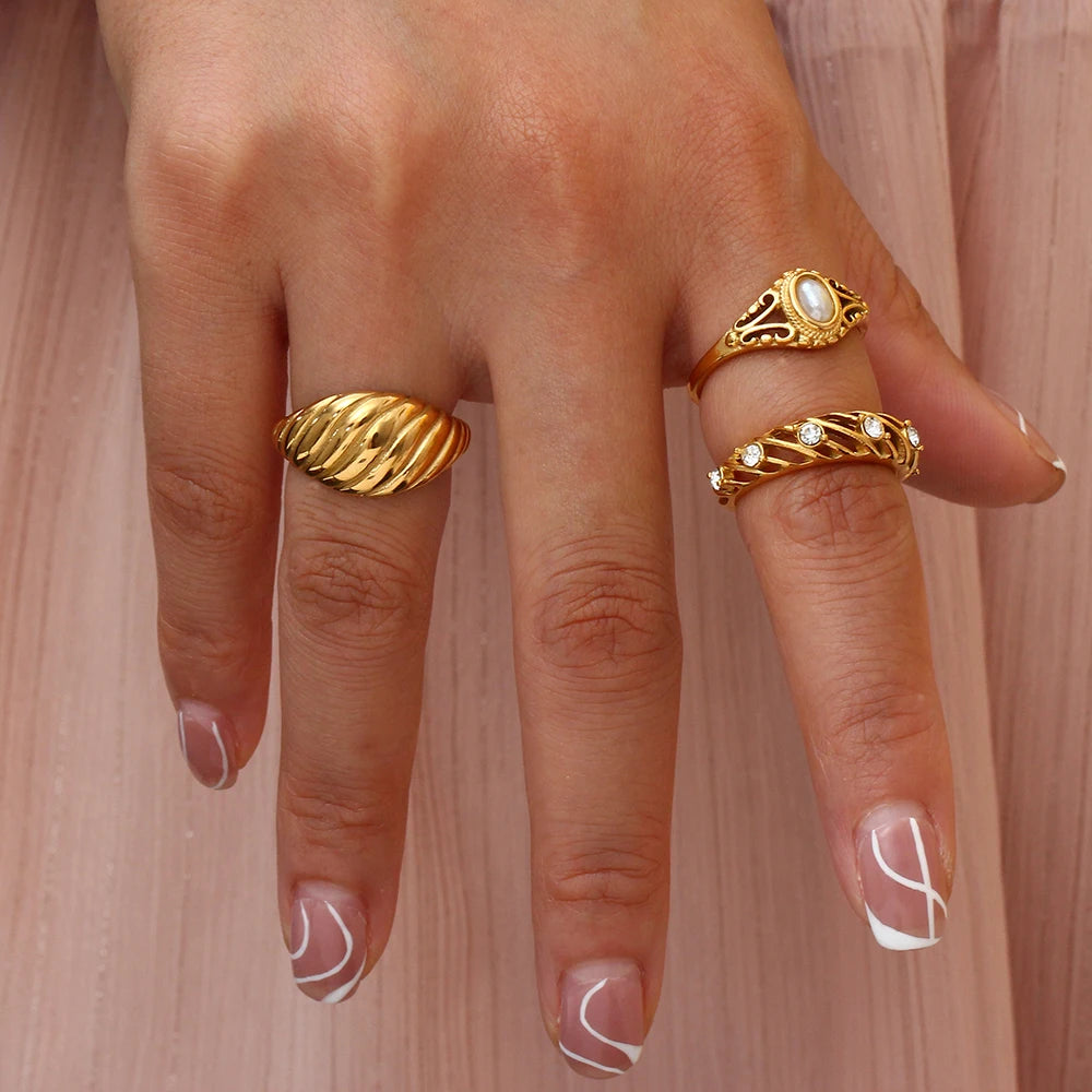 Calypso Pearl Ring