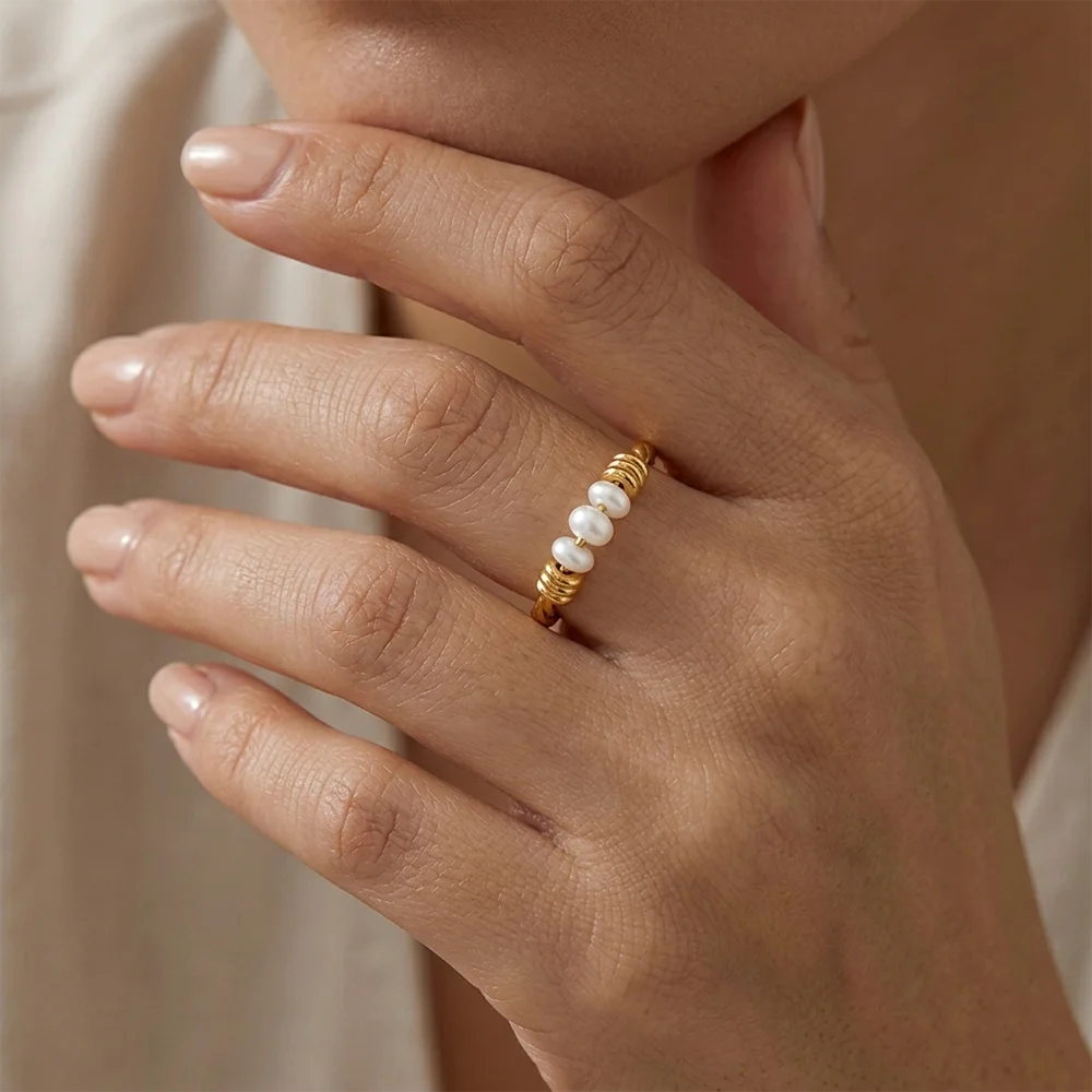 Nerina Pearl Ring