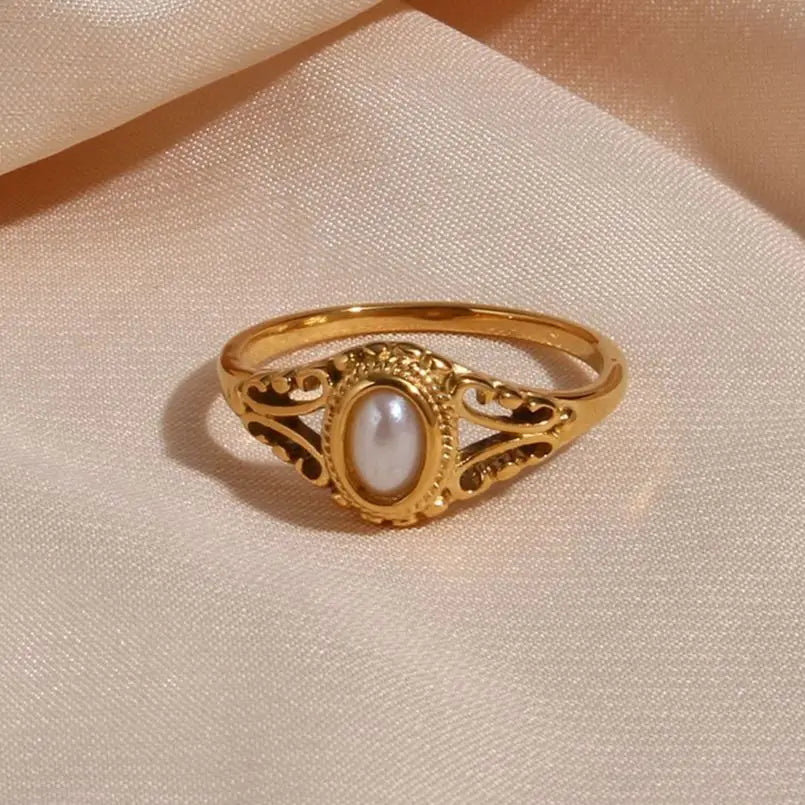 Calypso Pearl Ring